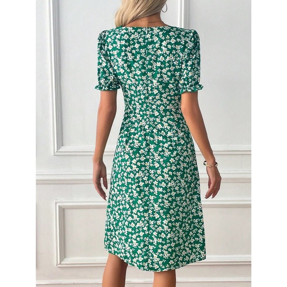 preppy Floral Print Puff Sleeve Split Thigh mini Dress - Picture 6 of 12